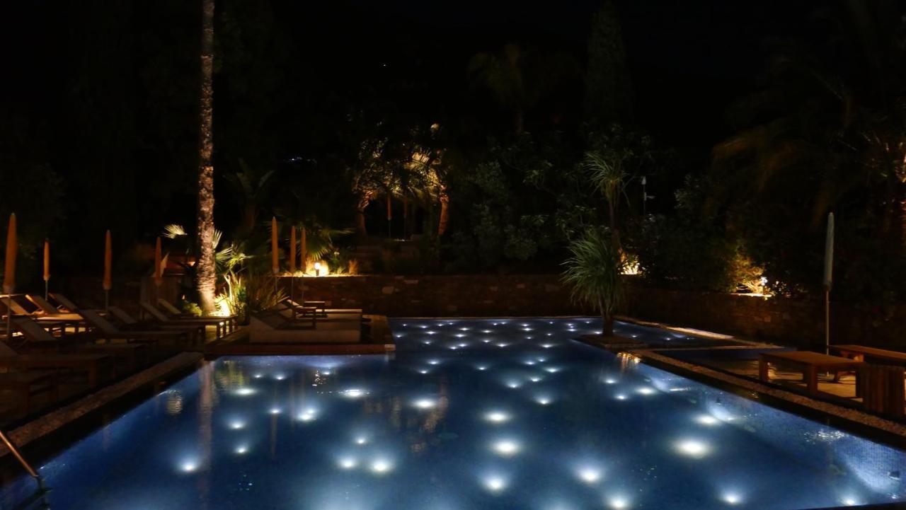 Hotel La Piscine Le Lavandou Exterior photo